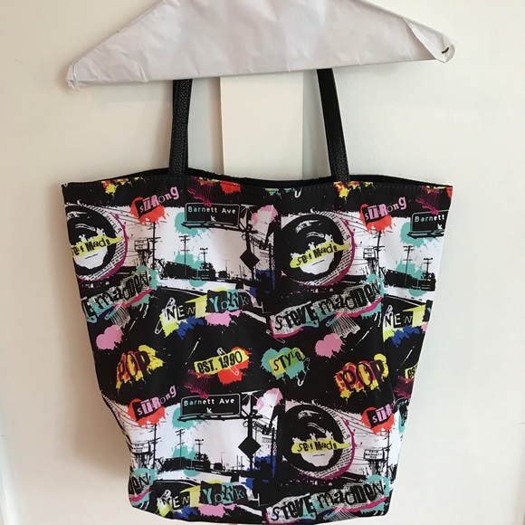 Steve Madden Reversible Black & Graffiti Tote - Picture 4 of 5